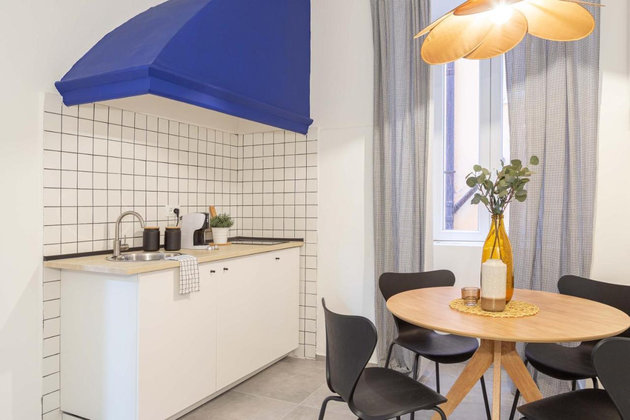 Stylish Loft In The City Center ตรีเอสเต ภายนอก รูปภาพ